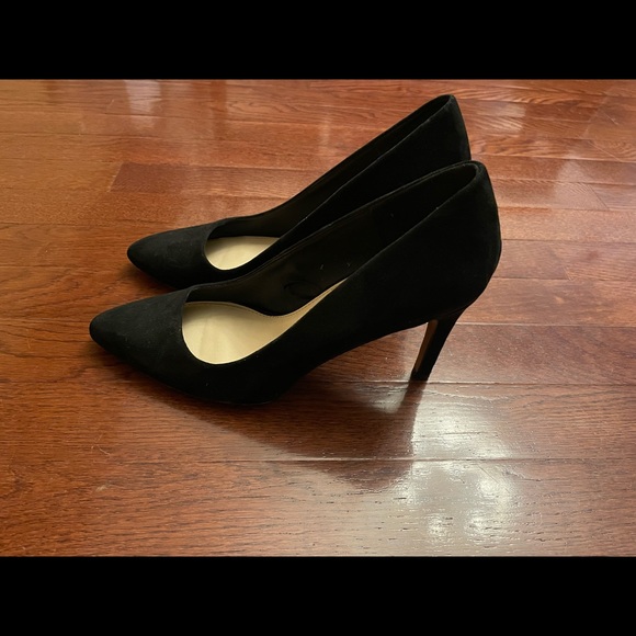 Forever 21 Black High Heels - Picture 3 of 4
